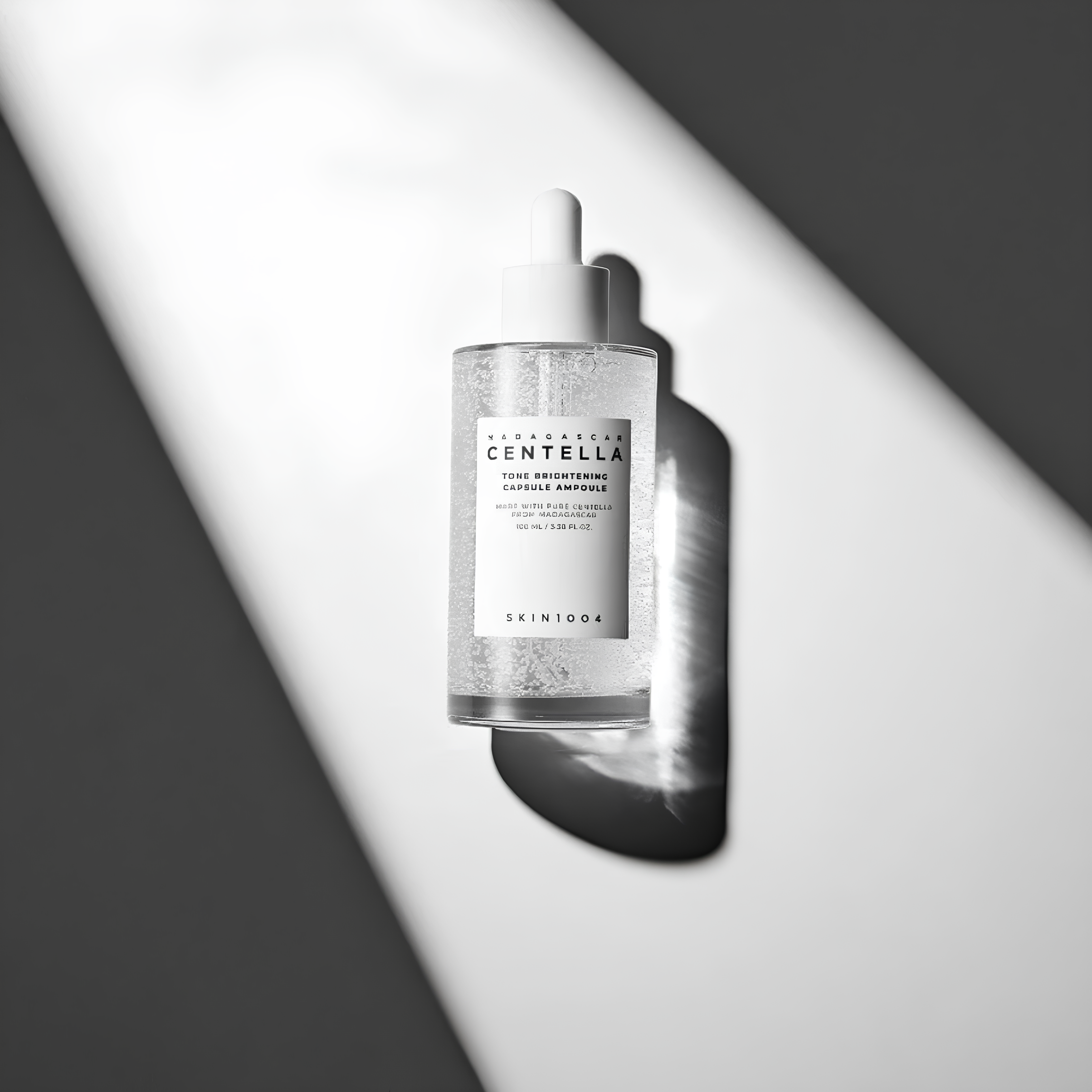 Sérum de Centella SKIN1004 Ácido Tranexâmico + Niacinamida 4%